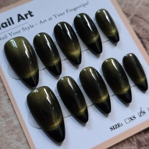 90. Olive Green Cat Eye Stiletto Press-On Nails